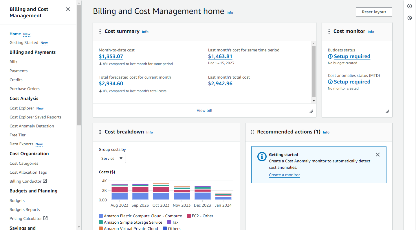 AWS Billing Dashboard Credits page showing available promotional credits and expiration dates